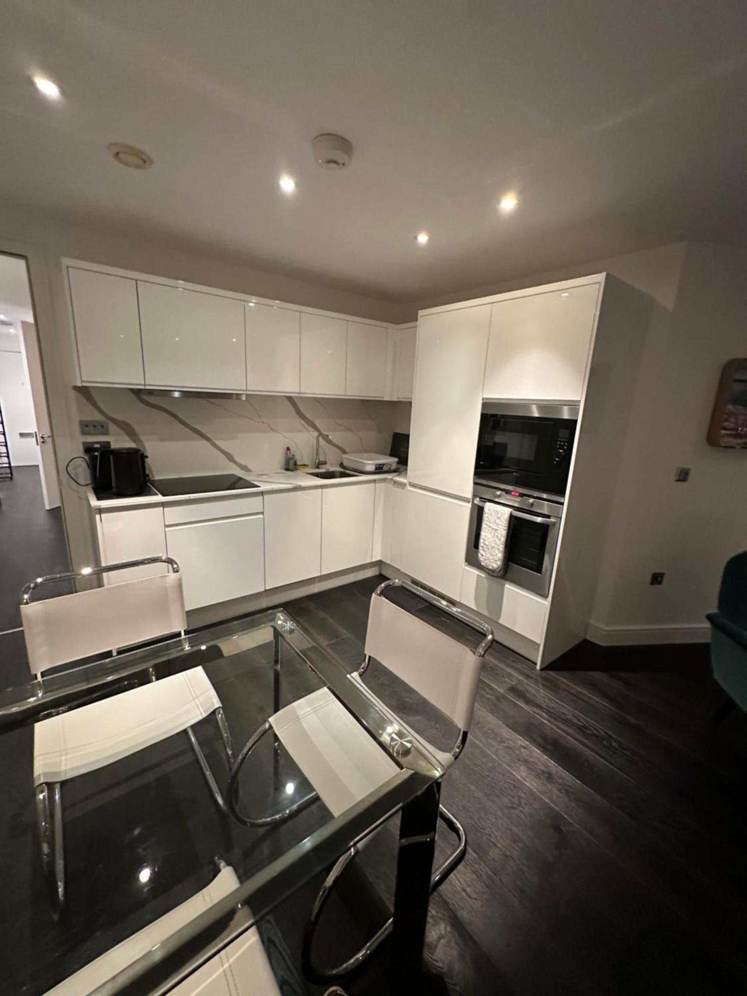 Gunwharf Quays Harbour Apartments Портсмут Екстер'єр фото